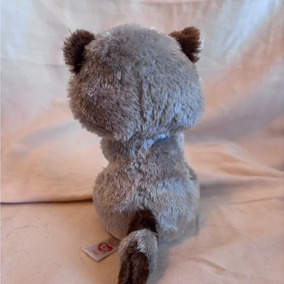 Ty Stuffed Animal - Gray and Brown Raccoon w/Tags - Picture 3 of 8
